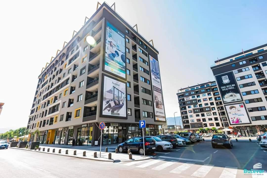 Delux Apartmani Bulevar Sarajevo Luaran gambar