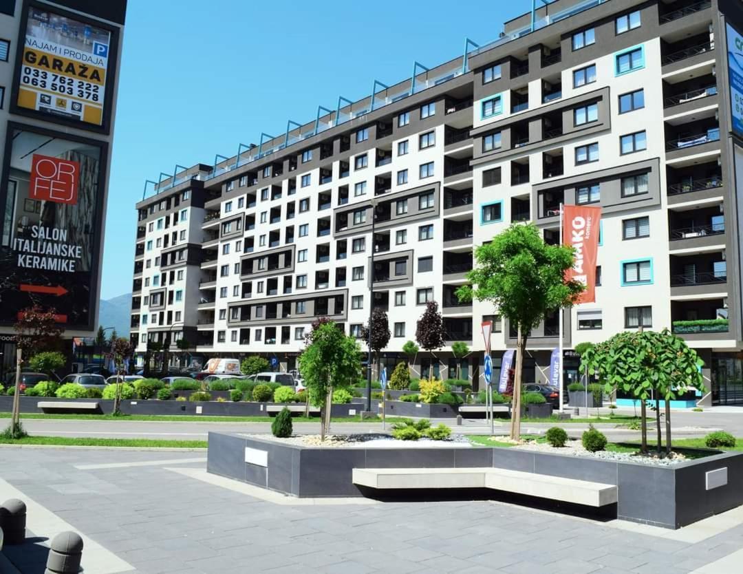 Delux Apartmani Bulevar Sarajevo Luaran gambar